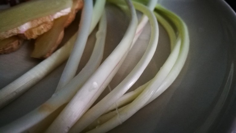 美味素菜之卤豆腐+卤蛋,<a style='color:red;display:inline-block;' href='/shicai/ 170'>蒜黄</a>