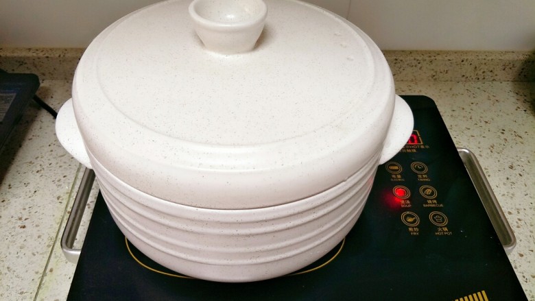 腊八粥,盖上盖子大火烧开