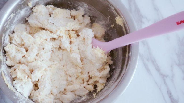 花生饼干条(花生酱版),用刮刀或是勺子搅拌到基本无干面粉