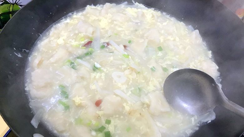 魏兄最喜欢吃的面疙瘩汤系列の素食,搅拌均匀,即可