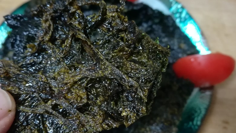 烤紫菜,很快又被消灭掉一块!