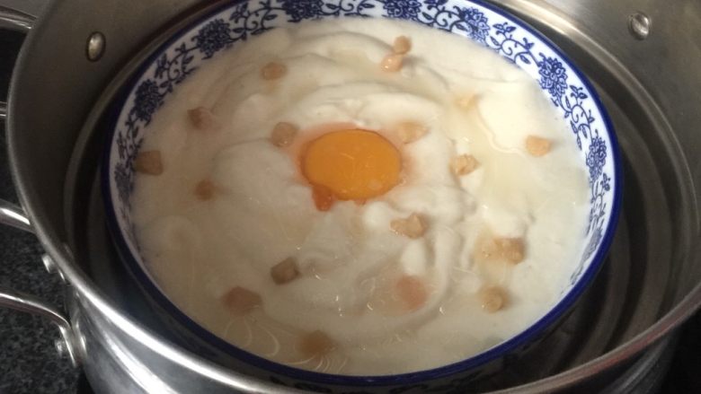 淮山泥,蒸。
