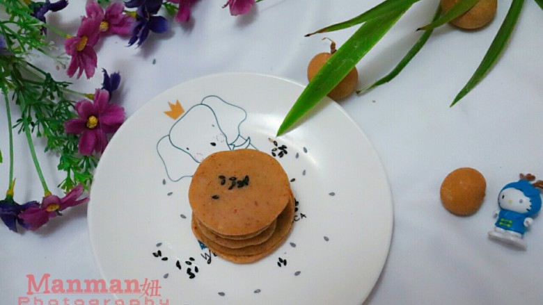 宝宝辅食 小米红枣板栗饼,成品图