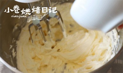没有人会拒绝在闲暇之余来一份香甜的法式浪漫吧,每次加入一颗蛋黄，打发至蛋黄液全部吸收后加入下一颗蛋黄。