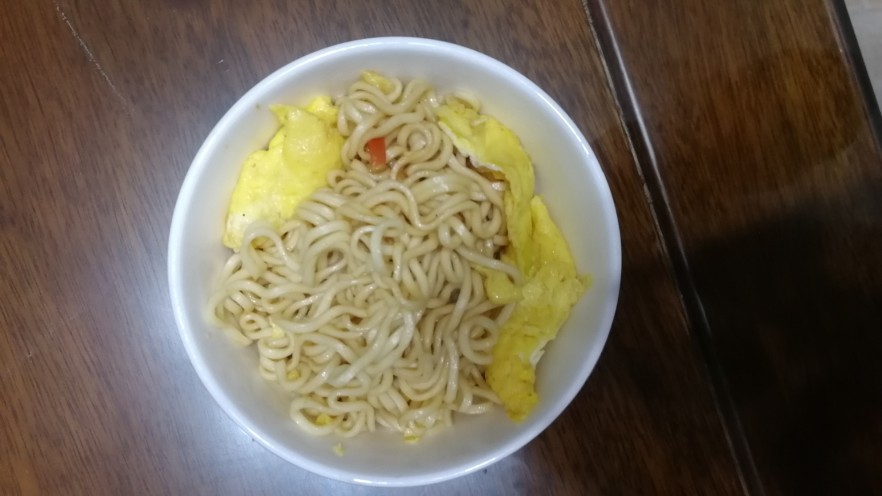 鸡蛋炒面