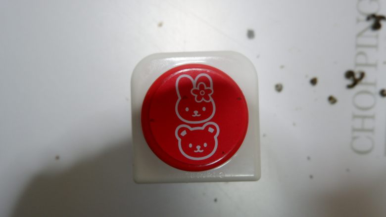 卡通小熊豆腐糯米包便当,用表情模具,压出表情,