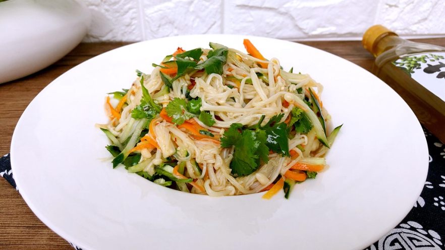 麻辣金针菇