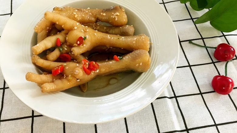 香辣鸡爪,20分钟到 别客气了 开始享用吧