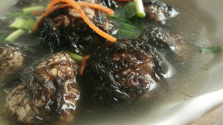 发财(菜)丸子,出锅放葱花即可