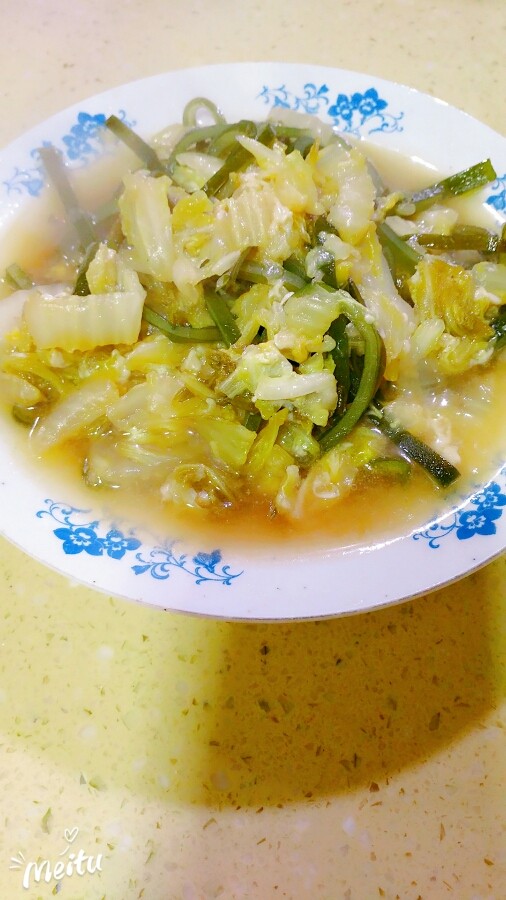自腌酸菜炖鲜海带丝