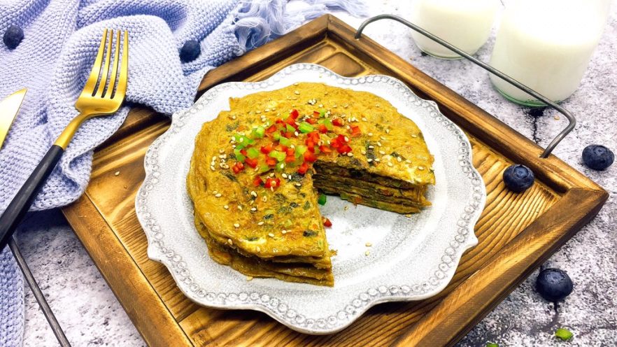 做饼 ＋香椿鸡蛋软饼