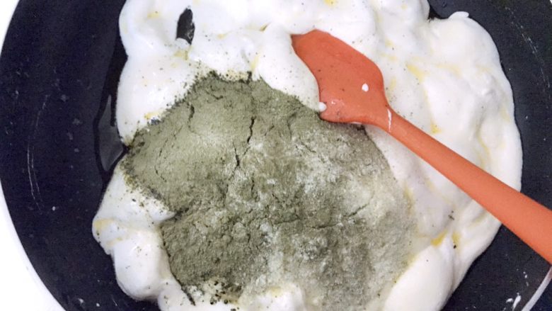 网红雪花酥,加入过筛的粉类