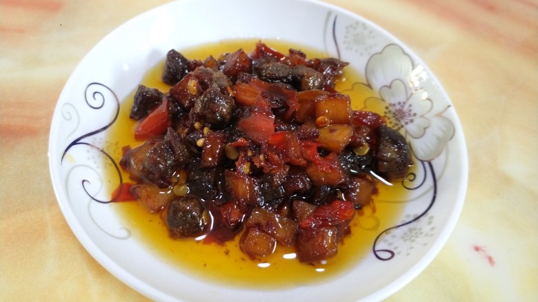 香辣牛肉酱,香喷喷出锅了,就这样都可以吃好多了