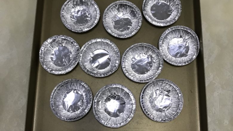 烤布丁,准备15个蛋挞模具