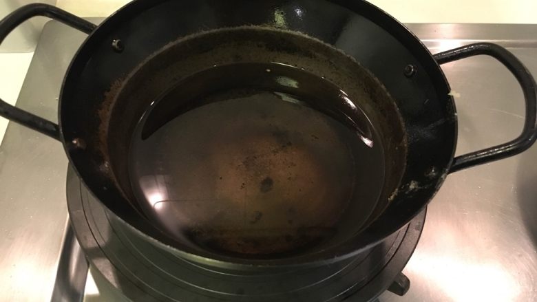 糖醋小肉球,先热油吧!