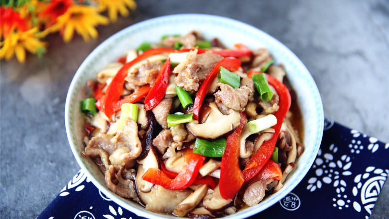 香菇甜椒肉片