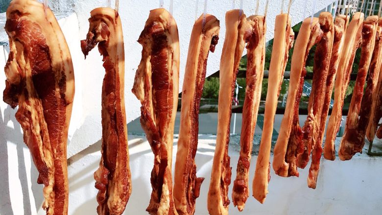 自制腊肉,腌制时间2天,会更入味。