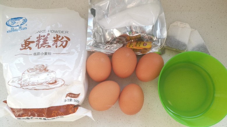 无法忘怀奥利奥奶油红茶卷,蛋糕体配料如图