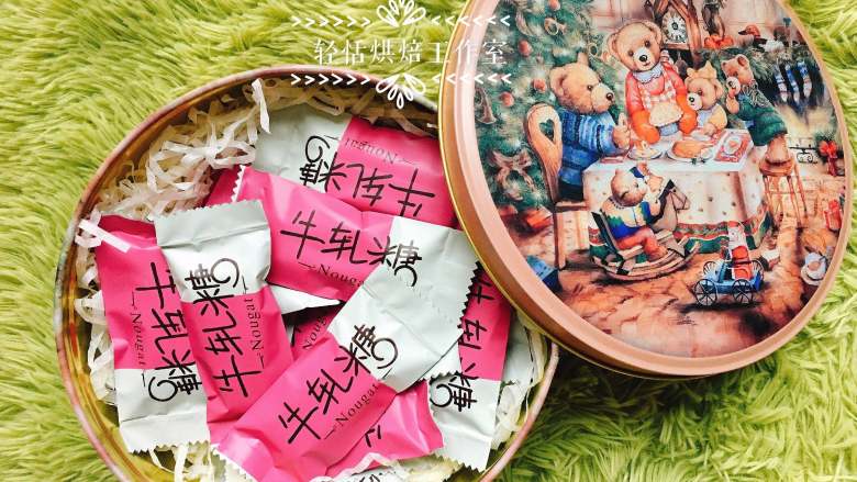 棉花糖版牛轧糖,包装时记得带一次性食品手套哦,
毕竟这可是直接进肚子里的东西!