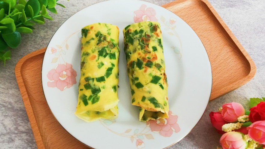 繁华点点韭菜鸡蛋饼卷