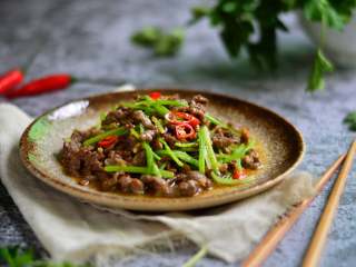 香根牛肉丝