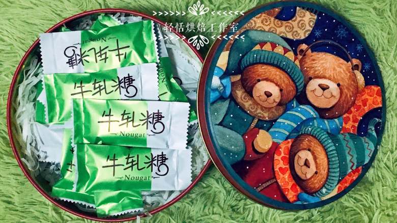 清新抹茶牛乳坚果牛轧糖(棉花糖版),包装时记得带一次性食品手套哦, 毕竟这可是直接进肚子里的东西!