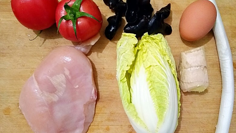 酸汤鸡滑――年腻后的开胃下饭菜,准备食材。