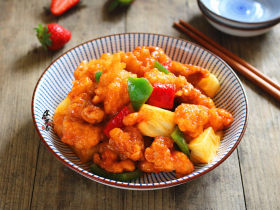 菠萝咕噜肉