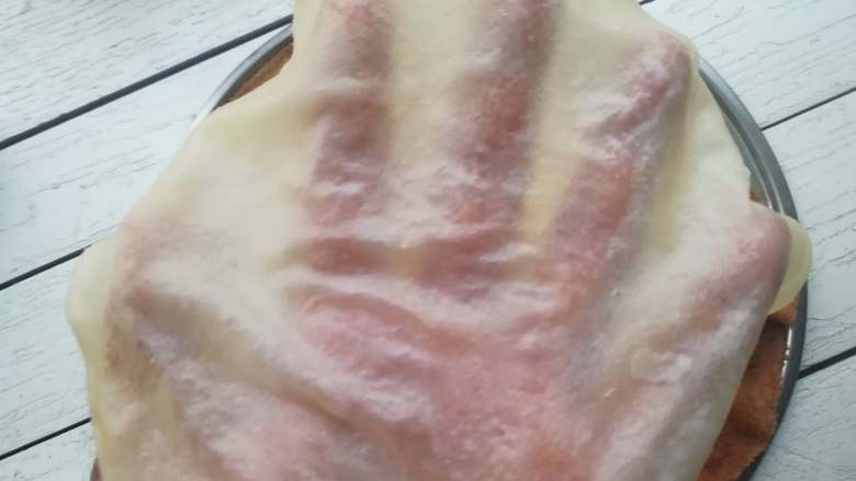 饺子皮版春饼,是不是很薄,还不破,薄如蚕翼,吃起来也劲道