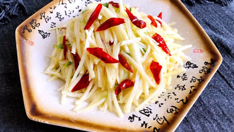5分钟快手菜 树椒土豆丝,树椒土豆丝出锅了