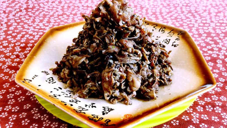 烧烤味道 孜然羊肉,烧烤味道的孜然羊肉,味道美极了~
