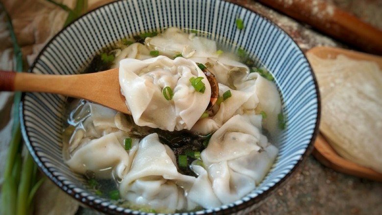 香菇鲜肉大馄饨,成品。