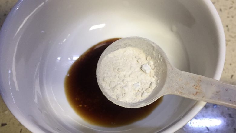 抗癌前五的蔬菜~糖醋手撕白菜,加入大半勺淀粉