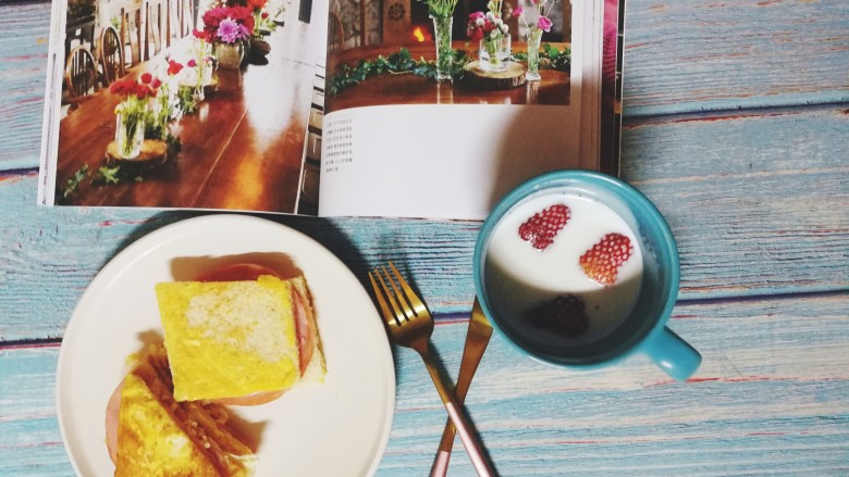 培根西多士,吃好早餐一天都会开心ヽ(○^㉨^)ﾉ♪赶紧做起来吧👄