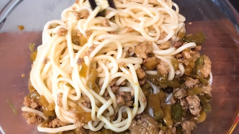榨菜肉沫面