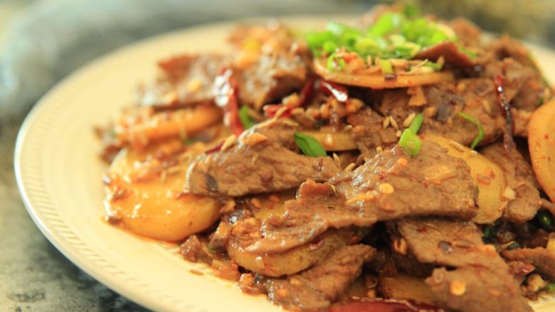 孜然土豆牛肉,特写