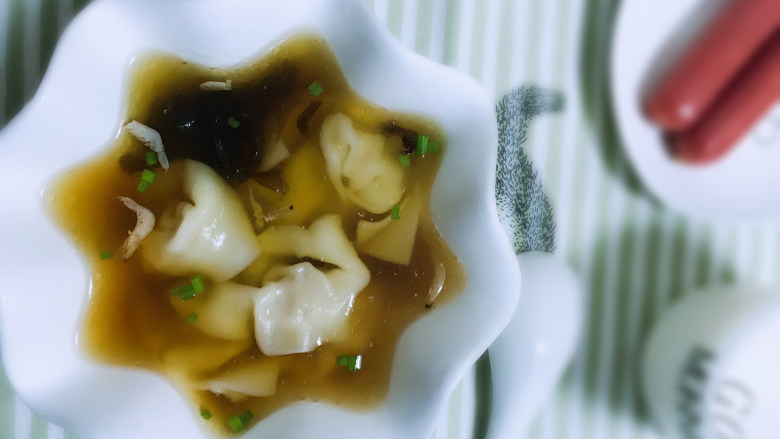 猪肉白菜小馄饨