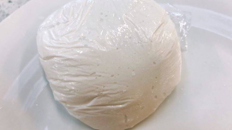 彩色汤圆(闹元宵)❤️,保鲜膜封起来、备用。