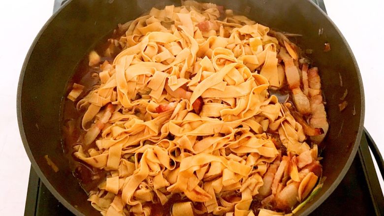 10分钟快手菜 红烧豆丝,红烧豆丝做好了