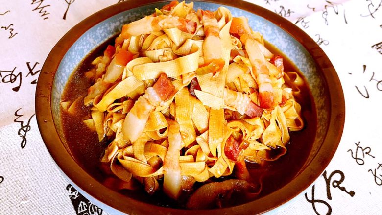 10分钟快手菜 红烧豆丝,红烧豆丝出锅了
