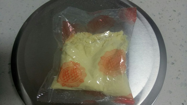 雪花酥,豆奶粉1袋,30克。