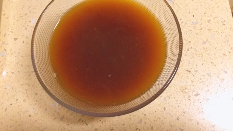 地三鲜★东北那旮沓的美食,这样,兑汁就完成了。备用。