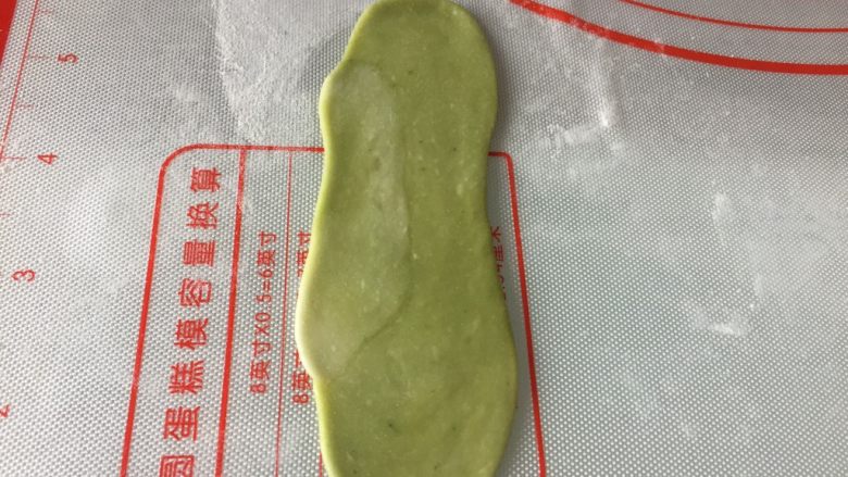 迷你一口酥,再次擀的更长，