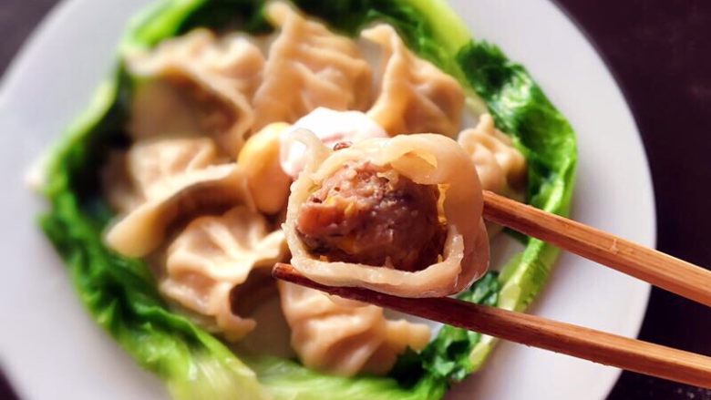 牛肉香菇玉米水饺,咬一口,倍儿香!