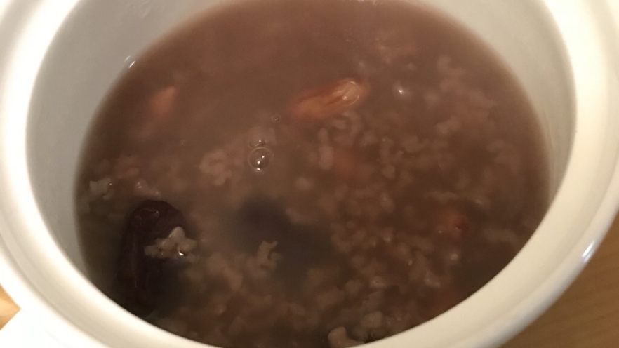 花生红枣黑米粥