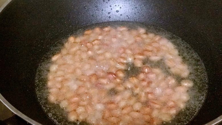 浅湘食光&宫爆鸡丁,冷油下锅炸