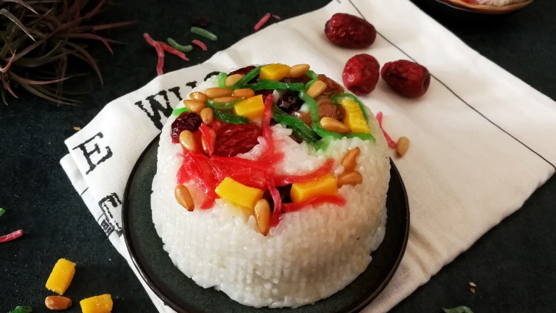 八宝饭,按自己喜欢的方式吃吧,是不是很简单啊😊