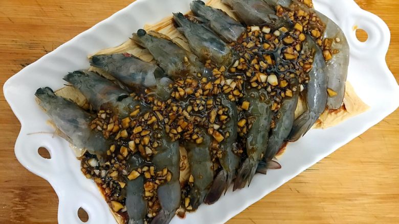 年夜饭の富贵荣华~腐皮蒸大虾,淋好了