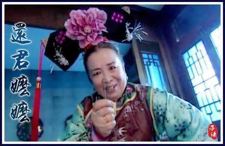脆皮烧肉,肉捞出过水洗净后,请出容嬷嬷(´Д`)