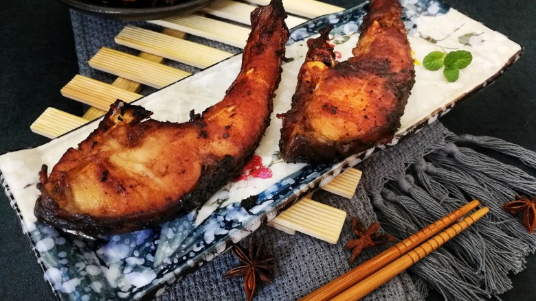 妈妈的味道~香酥手撕熏鱼,外酥里嫩,诱人吧